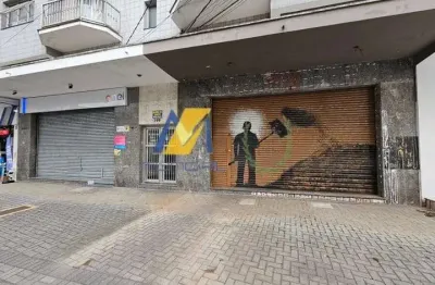Está disponível para locação um salão comercial de 144m², com 10 metros de frente, localizado no coração de ribeirão pires, ao lado da estação de trem