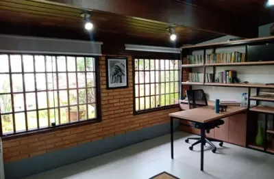 Casa comercial pronta para clínica de saúde. ao lado da avenida portugal!!!