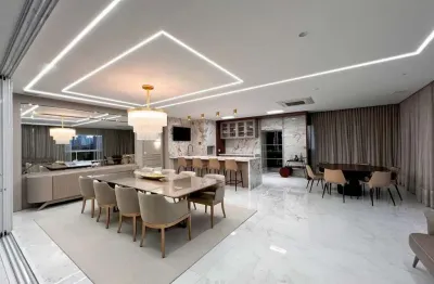 Apartamento com 4 quartos à venda na Avenida São Paulo, número 25, Zona 02, Maringá