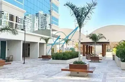 Imperdível oportunidade de adquirir um lindo apartamento na zona 01, em maringá