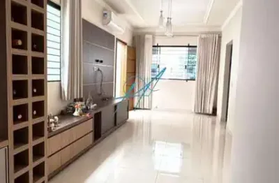 Casa com 3 quartos à venda na Rua Pastor Anísio Francisco da Silva, 653, Jardim Alvorada, Maringá