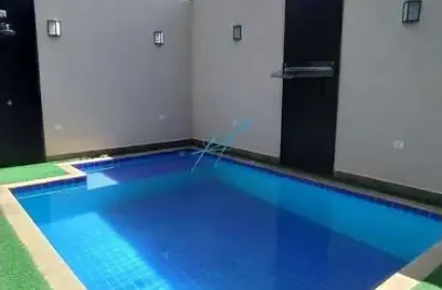 Excelente oportunidade de adquirir uma casa com ótima localização.
