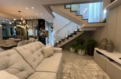 Casa com 3 quartos à venda na Rua Pioneira Regina Marson Badan, 353, Jardim Iguaçu, Maringá
