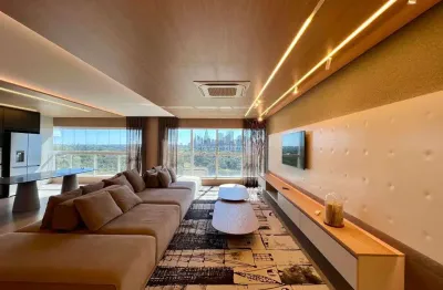 Lindo apartamento totalmente mobiliado em frente ao parque do ingá.