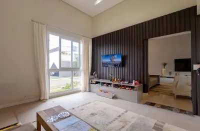 Casa em condomínio fechado com 4 quartos à venda na Rua Pioneiro Domingos Salgueiro, 1725, Jardim Guaporé, Maringá