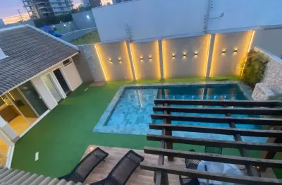 Casa em condomínio fechado com 5 quartos à venda na Avenida Gastão Vidigal 2431, 13, Zona 08, Maringá