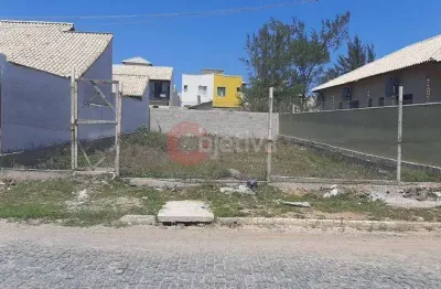 Terreno à venda com 392 m² no bairro do foguete em cabo frio.