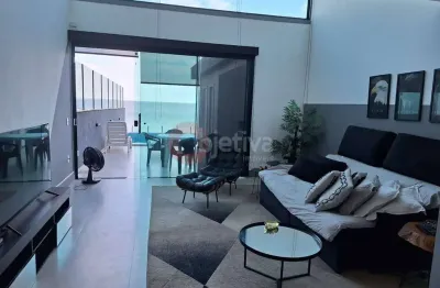 Casa triplex independente, 3 quartos, vista para lagoa, pontinha - araruama