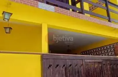 Casa duplex independente a venda 144m²,  3 suítes, peró - cabo frio