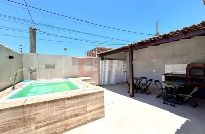 Casa térrea, 2 quartos, área de lazer completa, vila do peró - cabo frio