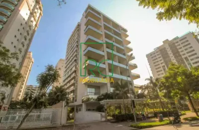 Apartamento, no Condomínio Mondrian Península,  em Rio de Janeiro, Barra da Tijuca, com 5 quartos, 370m²