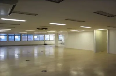 Casa comercial à venda na rua eugênio de medeiros, 242, pinheiros, são paulo, 517 m2 por r$ 6.500.000