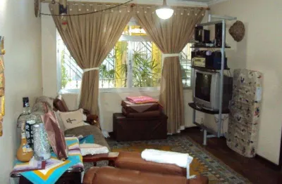 Casa com 3 quartos à venda na rua águas virtuosas, 498, parque peruche, são paulo, 210 m2 por r$ 750.000