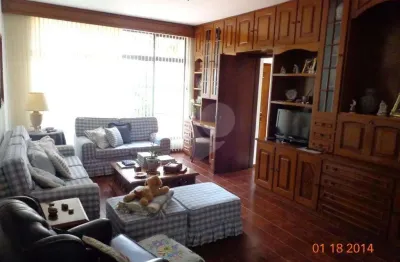 Casa com 4 quartos à venda na rua casa forte, 108, água fria, são paulo, 238 m2 por r$ 1.300.000