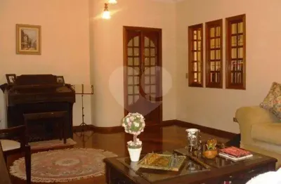 Casa com 4 quartos à venda na rua sargento agostinho ferreira, 615, vila maria, são paulo, 350 m2 por r$ 1.050.000