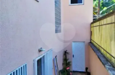 Casa com 3 quartos à venda na avenida josé da rocha viana, 437, vila pedra branca, são paulo, 220 m2 por r$ 885.000