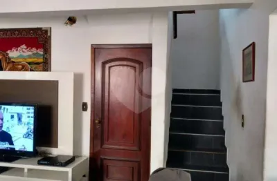 Casa com 4 quartos à venda na rua inácio mammana, 119, vila vitório mazzei, são paulo, 290 m2 por r$ 1.200.000