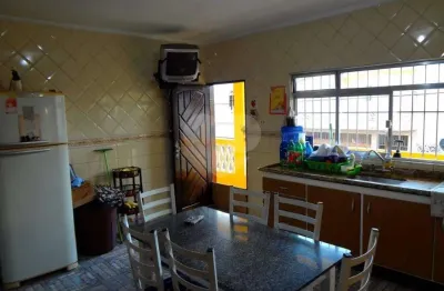 Casa com 4 quartos à venda na rua antônio bonporte, 373, parque dos bancários, são paulo, 475 m2 por r$ 750.000