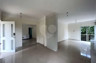 Casa em condomínio fechado com 4 quartos à venda na rua penha, 200, chácara santa lúcia, carapicuíba, 380 m2 por r$ 1.590.000