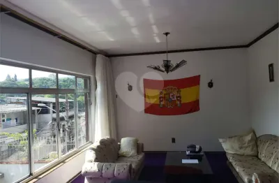 Casa com 2 quartos à venda na rua santa eufêmia dos fidalgos, 109, tremembé, são paulo, 200 m2 por r$ 1.100.000