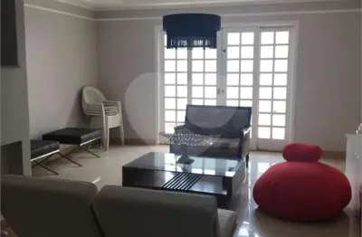 Casa com 4 quartos à venda na rua silvério dias, 18, jardim virgínia bianca, são paulo, 270 m2 por r$ 1.400.000