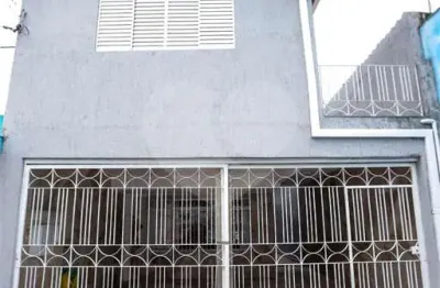 Casa com 3 quartos à venda na travessa jayme cortez, 57, vila brasilina, são paulo, 200 m2 por r$ 590.000