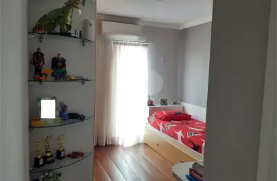 Casa com 3 quartos à venda na rua césar de souza, 29, parque vitória, são paulo, 174 m2 por r$ 1.702.000