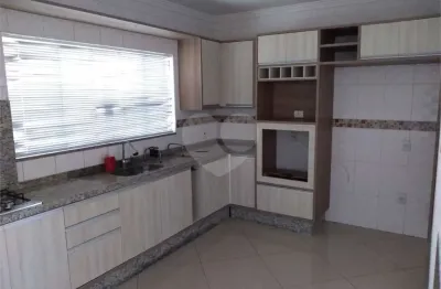 Casa com 3 quartos à venda na rua francisco nunes siqueira, 256, vila hermínia, são paulo, 214 m2 por r$ 690.000