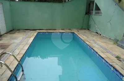 Casa com 2 quartos à venda na rua maestro bortolucci, 25, tremembé, são paulo, 374 m2 por r$ 1.500.000