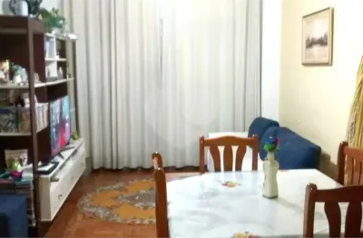 Apartamento com 2 quartos à venda na Rua Martinho Prado, 43, Bela Vista, São Paulo, 70 m2 por R$ 530.000
