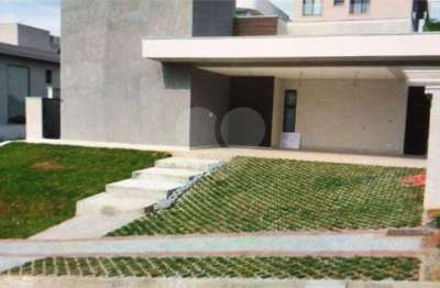 Terreno em condomínio fechado à venda na avenida honório alvares penteado, 2500, tamboré, santana de parnaíba, 420 m2 por r$ 2.600.000