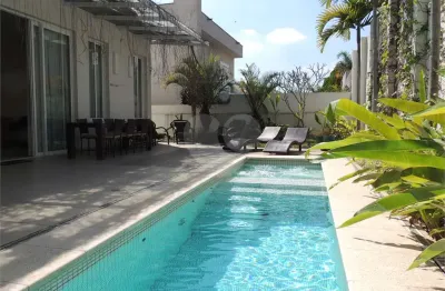 Casa em condomínio fechado com 4 quartos à venda na alameda draco, 170, alphaville, santana de parnaíba, 380 m2 por r$ 3.500.000