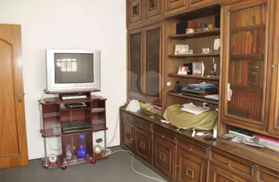 Casa com 3 quartos à venda na rua mesquita, 794, vila deodoro, são paulo, 267 m2 por r$ 1.300.000