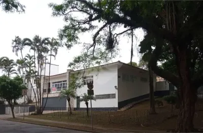 Casa com 3 quartos para alugar na rua edmundo scannapieco, 355, caxingui, são paulo, 400 m2 por r$ 12.000