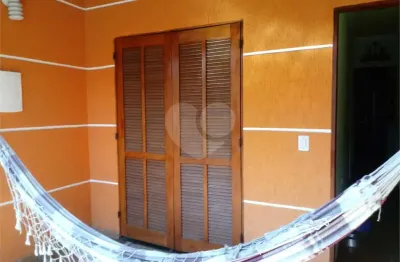 Casa com 4 quartos à venda na rua elisa dina, 111, jardim britânia, são paulo, 300 m2 por r$ 535.000