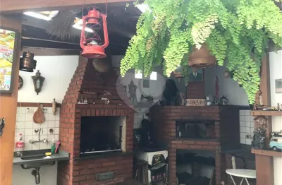 Casa com 4 quartos à venda na rua miguel de almeida, 16, imirim, são paulo, 200 m2 por r$ 1.500.000