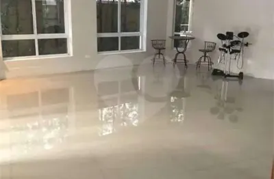 Casa em condomínio fechado com 4 quartos à venda na alameda corvina, 591, alphaville, santana de parnaíba, 440 m2 por r$ 2.750.000