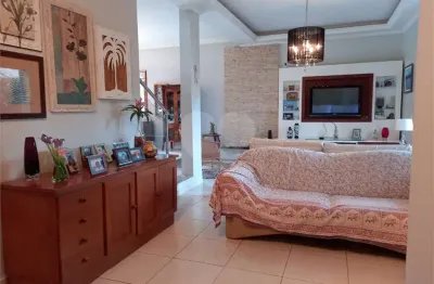 Casa em condomínio fechado com 4 quartos à venda na rua das petúnias, 129, chácara vale do rio cotia, carapicuíba, 362 m2 por r$ 1.490.000