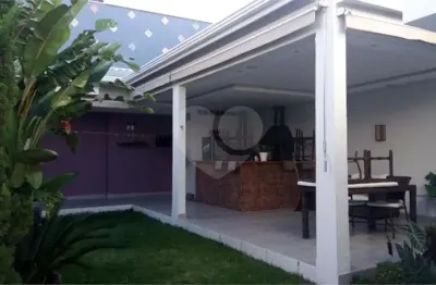 Casa com 3 quartos à venda na rua waldemar piccoli, 1, horto santo antonio, jundiaí, 270 m2 por r$ 1.400.000