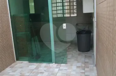 Casa com 3 quartos à venda na rua martim afonso, 46, belenzinho, são paulo, 52 m2 por r$ 680.000