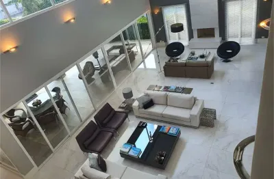 Casa em condomínio fechado com 4 quartos à venda na avenida campinas, 1000, jardim paulista, barueri, 980 m2 por r$ 7.999.000