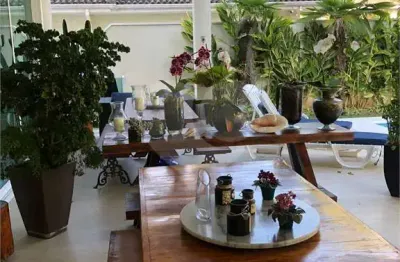 Casa em condomínio fechado com 4 quartos à venda na alameda santiago, 220, alphaville, santana de parnaíba, 600 m2 por r$ 6.000.000