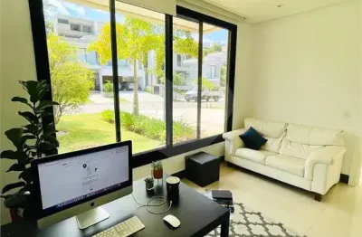 Casa em condomínio fechado com 4 quartos à venda na alameda das aroeiras, 560, alphaville, santana de parnaíba, 450 m2 por r$ 4.500.000