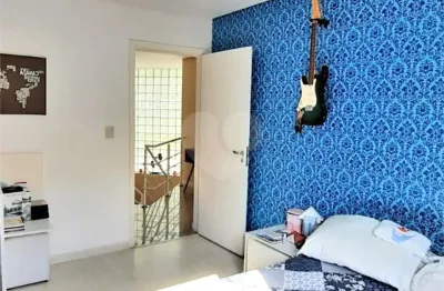 Casa com 5 quartos à venda na praça antônio zunkeller leite, 47, água fria, são paulo, 300 m2 por r$ 1.800.000