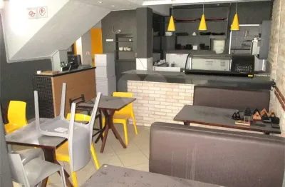 Casa para alugar na rua casa forte, 421, água fria, são paulo, 160 m2 por r$ 8.000