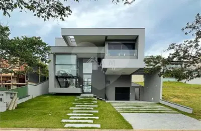 Casa em condomínio fechado com 3 quartos à venda na alameda das aroeiras, 110, alphaville, santana de parnaíba, 400 m2 por r$ 3.999.000