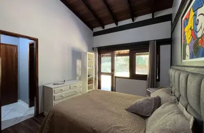 Chácara / sítio com 4 quartos à venda na rua das laranjeiras, 146, chácara dos lagos, carapicuíba, 320 m2 por r$ 2.400.000