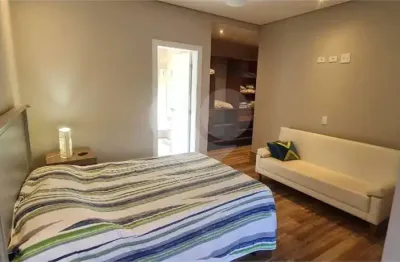 Casa em condomínio fechado com 4 quartos à venda na rua sabiá, 1226, praia da lagoinha, ubatuba, 230 m2 por r$ 2.699.000