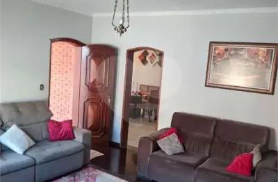 Casa com 4 quartos à venda na rua joão casemiro leme, 35, jardim presidente, mogi guaçu, 210 m2 por r$ 1.450.000