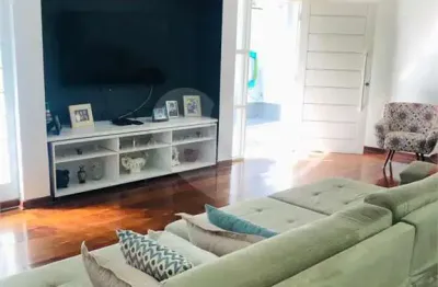 Casa com 3 quartos à venda na rua manuel de santa maria, 66, jardim londrina, são paulo, 310 m2 por r$ 1.550.000